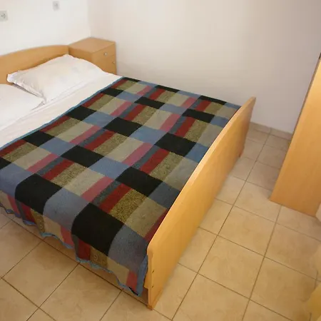 Apartment Robinson Anastazia Jelsa (Hvar)