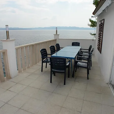 Robinson Anastazia Apartment