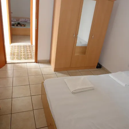 Robinson Anastazia Apartment Jelsa (Hvar)